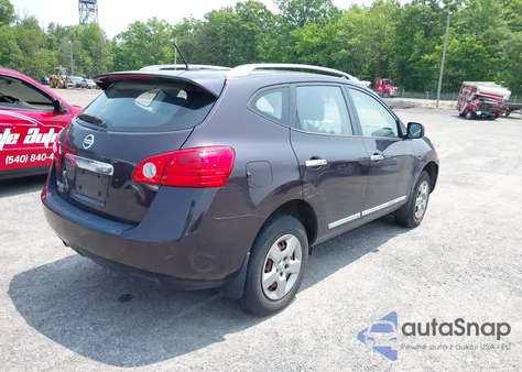 2015 Nissan Rogue Select S z USA, uszkodzony, nr VIN JN8AS5MT3FW656350